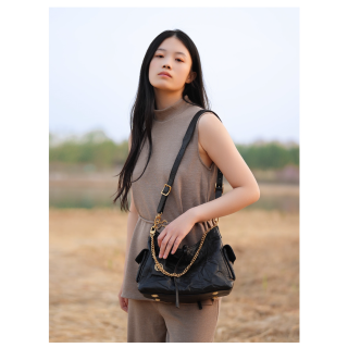Cnoles Black Warrior Cowhide Chain Shoulder Bag – Large-Capacity Underarm & Crossbody Tote for Women

