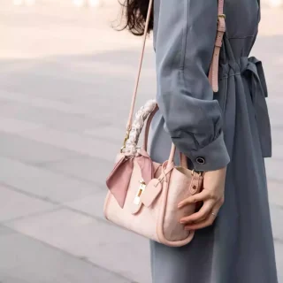 Cnoles Embroidered Pink Bucket Bag – 2025 Women’s Portable Basket-Style Tote

