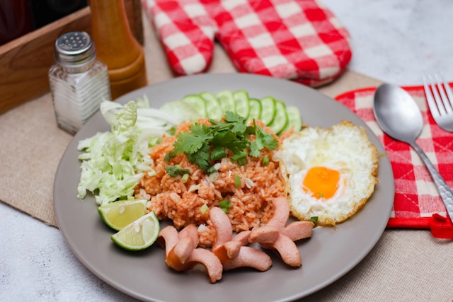 Meet Meal Ark: A Modern Free Calorie Counter App That Learns with You